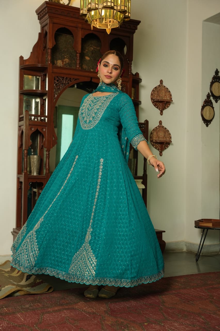 Schifli Anarkali suit 02