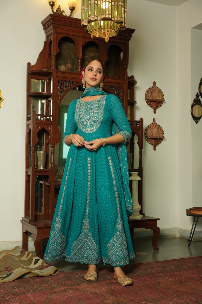 Schifli Anarkali suit 02